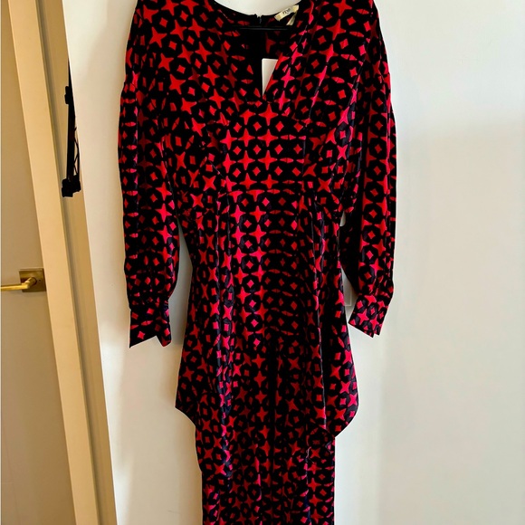 Fendi Printed Silk Dress, (US 2/Small) - With Authenticity Tags - Picture 3 of 5